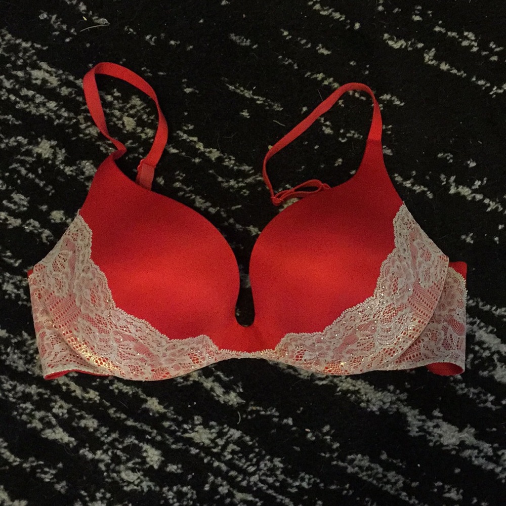 Victoria Secret Push-Up ✨